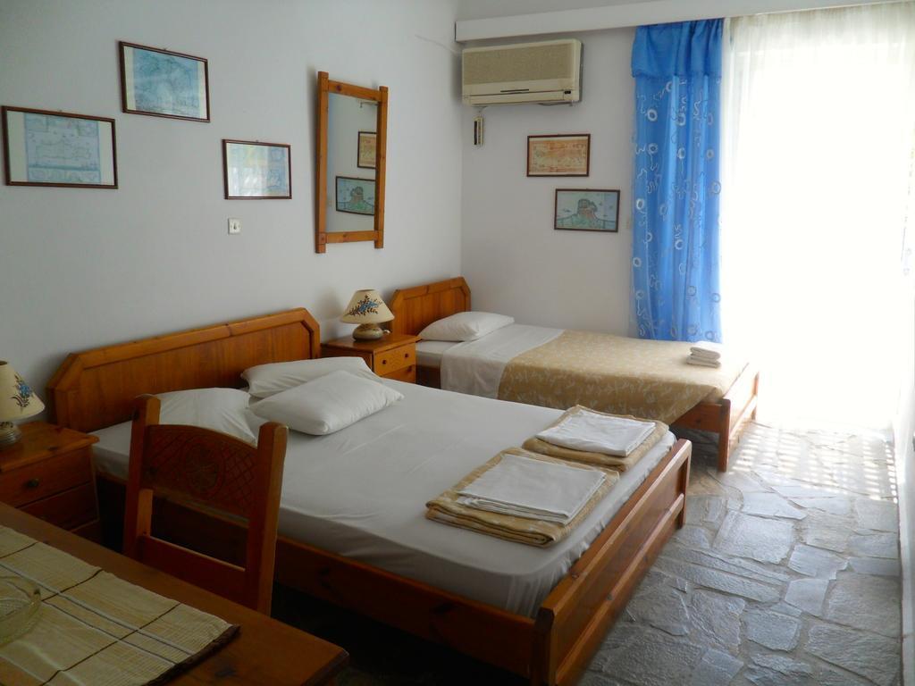 Sunningdale Hotel Agia Galini Buitenkant foto